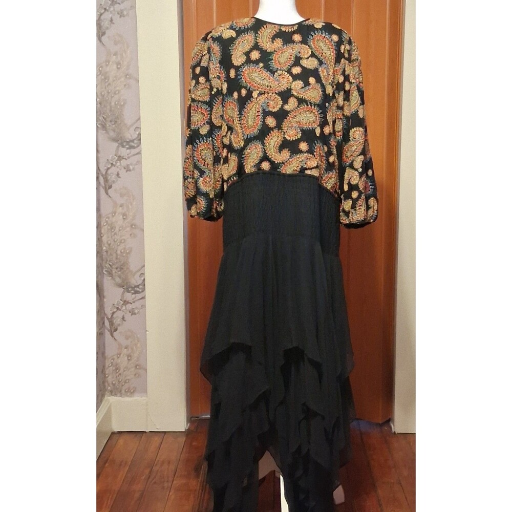 VINTAGE  DIANE  FREIS  LIMITED EDITION  100% Silk Bohemian Paisley Pattern Dress